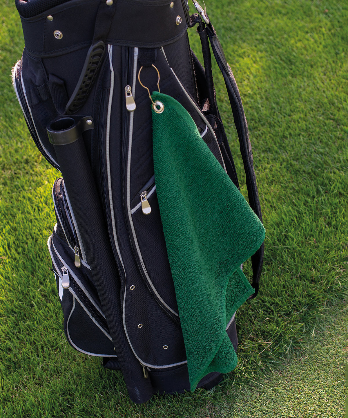 Luxury range golf towel - Forest Green -REDUCED TO CLEAR €2.50